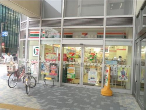 コンビニ　セブン－イレブン船橋本町１丁目店（コンビニ）まで670m