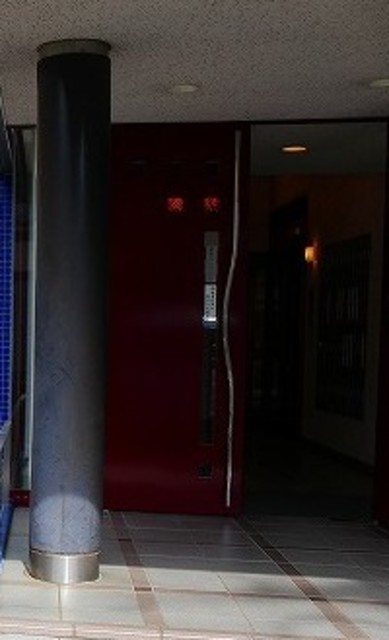 エントランス　エントランス部分