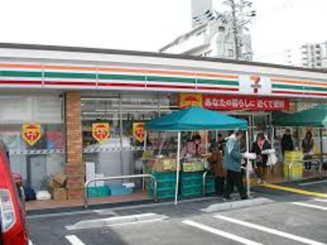 コンビニ　セブンイレブン　姫路船丘町店（コンビニ）まで438m
