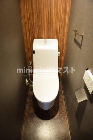 地下鉄千日前線 桜川駅 徒歩2分 14階建 築14年のトイレ写真