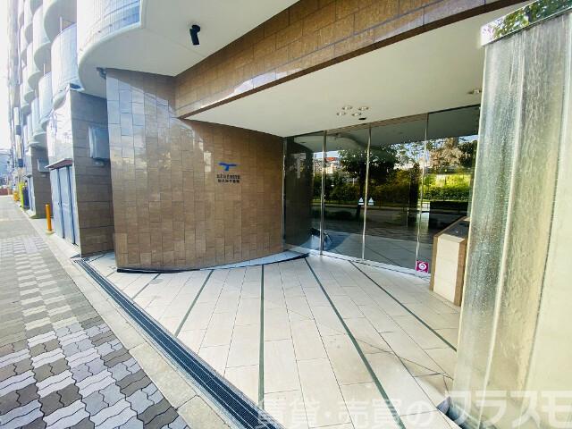 エントランス　鉄筋コンクリート造♪