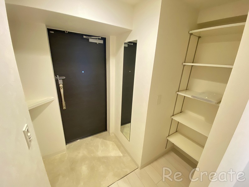 ラ フォルム鎗屋町の玄関写真