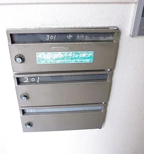 ＪＲ山手線 駒込駅 徒歩10分 4階建 築33年の外観写真