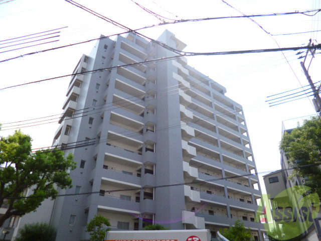 建物外観　タイル張りのパリっとしたマンション