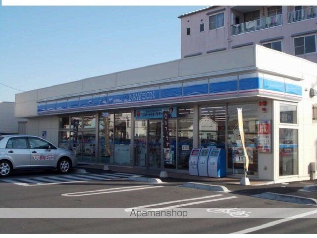 コンビニ　ローソン総社中央四丁目店（コンビニ）まで220m