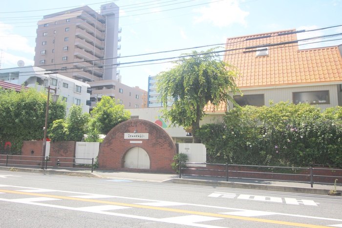 中学校　つつじ幼稚園（中学校）まで140m