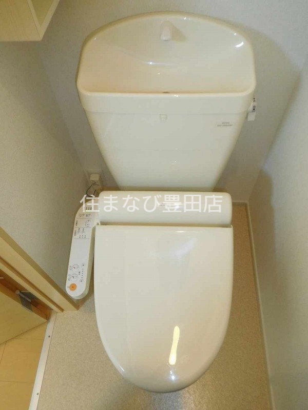 トイレ　イメージ