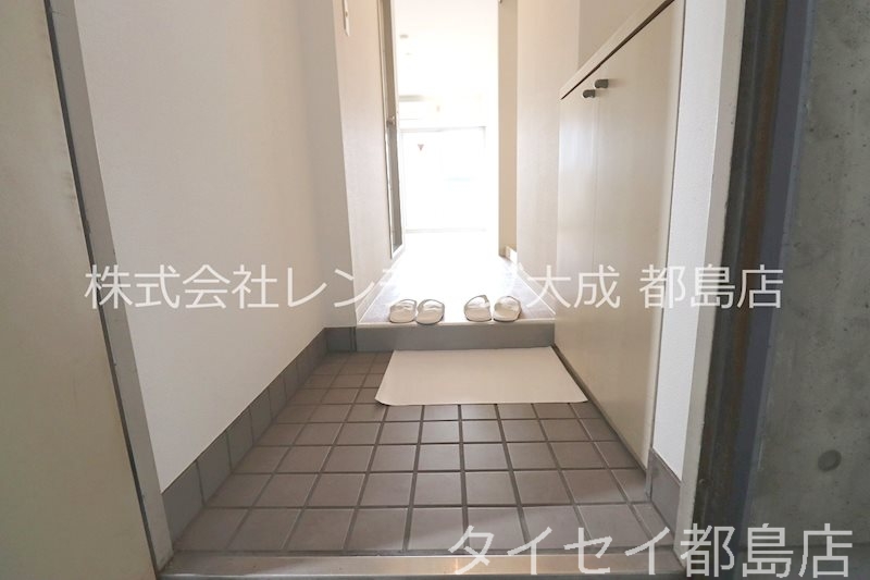 地下鉄谷町線 千林大宮駅 徒歩5分 9階建 築34年の玄関写真