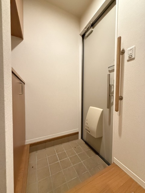 玄関　別部屋参考写真