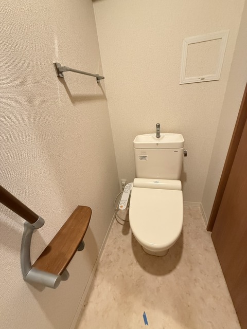 トイレ　別部屋参考写真