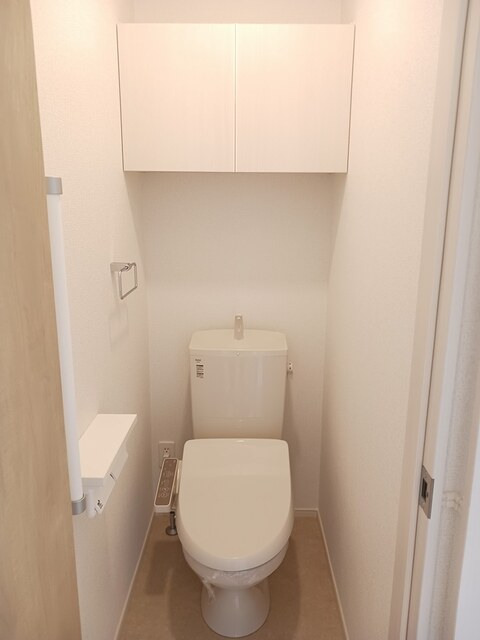 ＪＲ山陽本線 大門駅 徒歩11分 2階建 築2年のトイレ写真