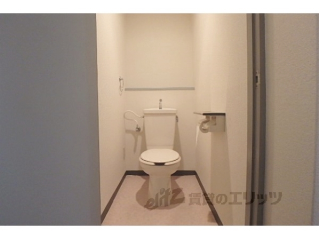 リジェール鴨川のトイレ写真