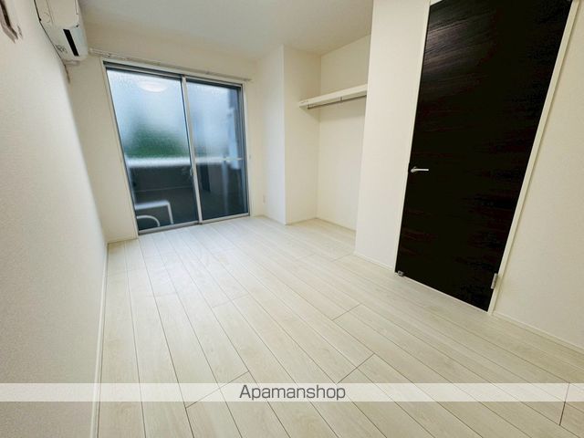 カインドネス厚木旭町Southの居間写真