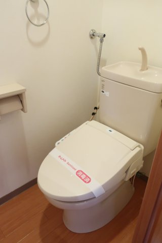キャッスル神山のトイレ写真