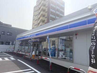 コンビニ　ローソン 札幌北10条西十九丁目店（コンビニ）まで117m