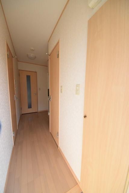 玄関　※反転あり