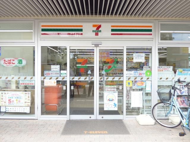 コンビニ　セブンイレブン三河島駅前店（コンビニ）まで595m