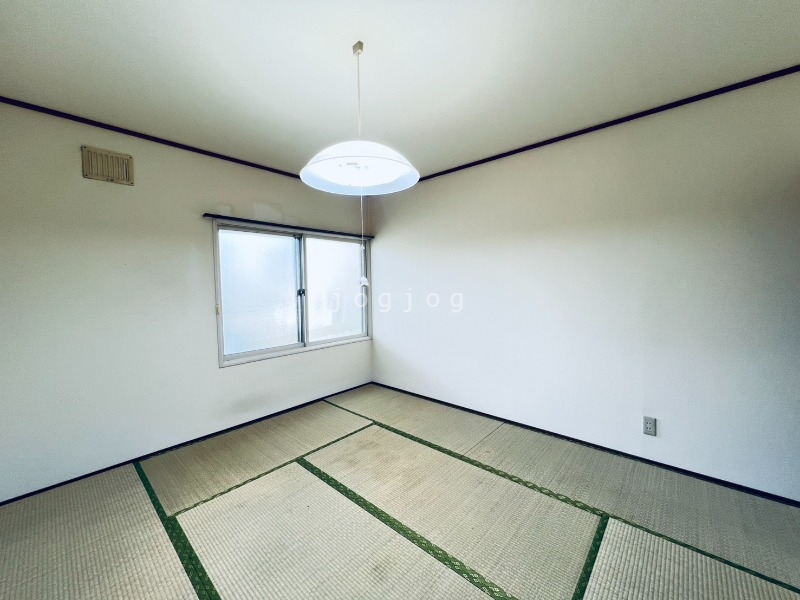 その他部屋・スペース　日当たりの良い明るいお部屋です。
