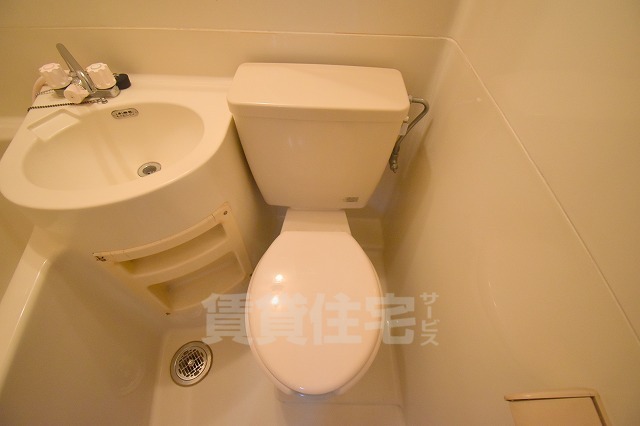 ローズマンションのトイレ写真