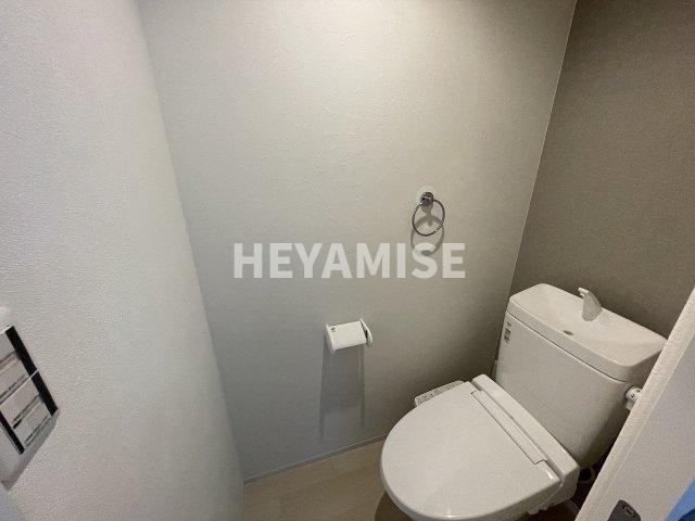 トイレ　※室内画像は類似物件のもの