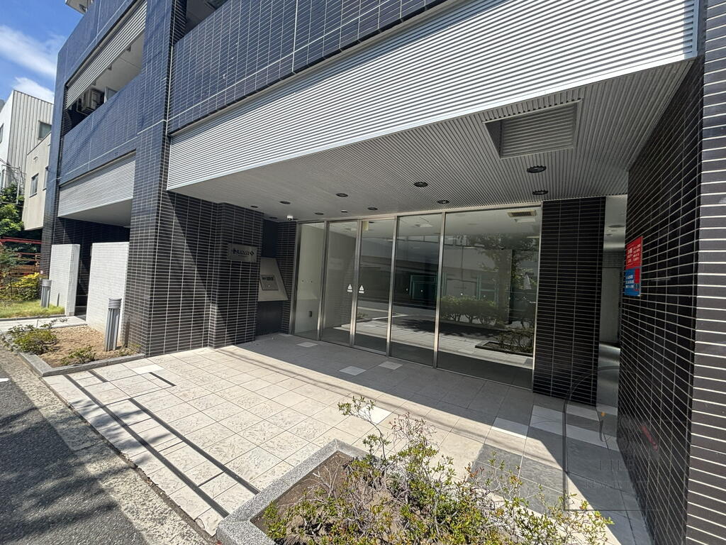 グランシス高井田の外観写真