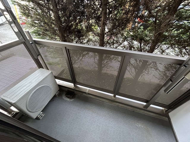 バルコニー　バルコニーあります
