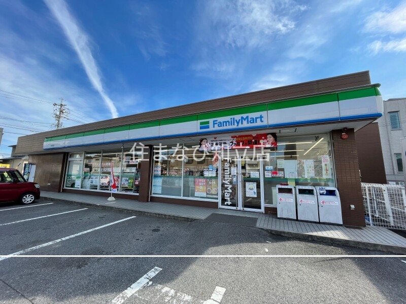 コンビニ　ファミリーマート刈谷西店（コンビニ）まで1115m