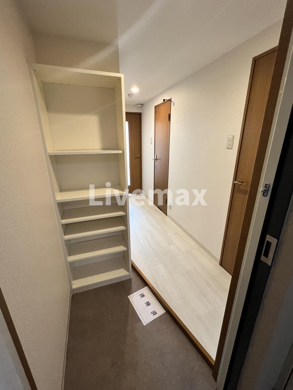 収納　※別部屋の写真になります