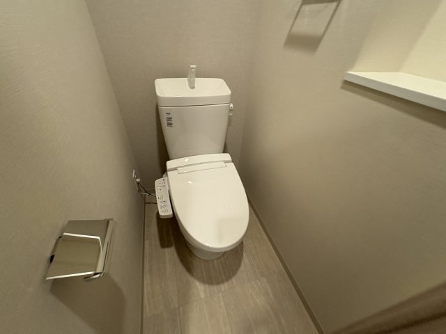 エスレジデンス江坂フォーカルのトイレ写真