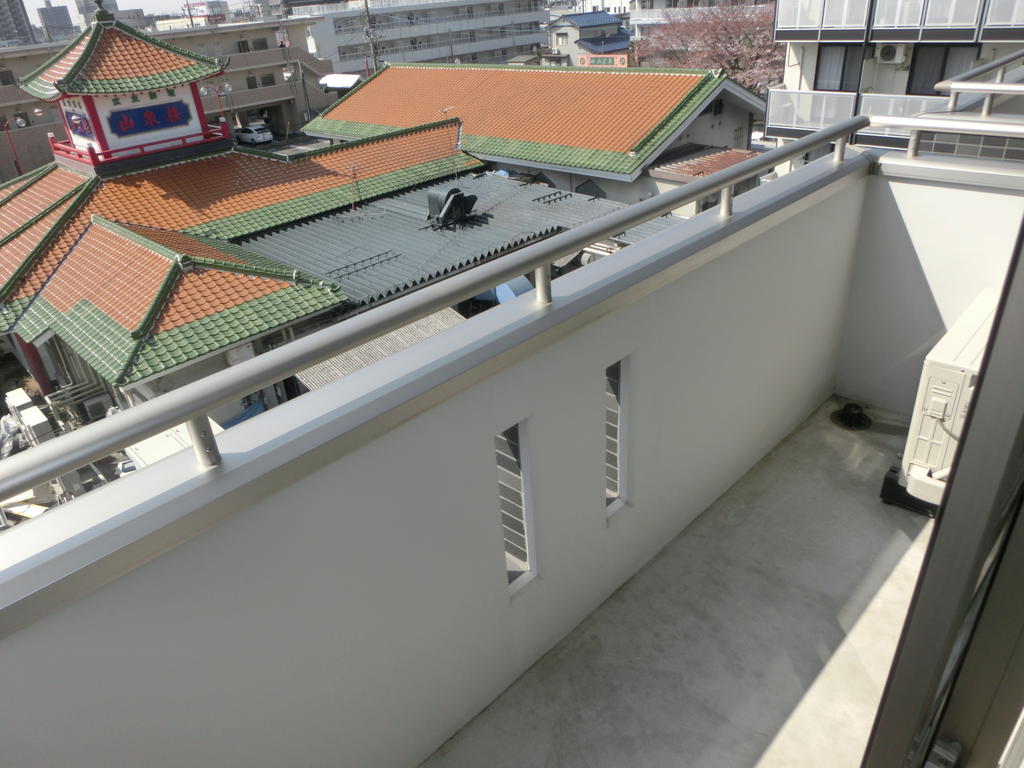 バルコニー　バルコニー