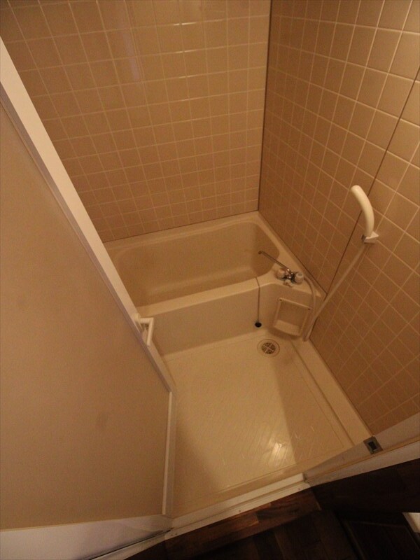 バス・シャワールーム　浴室