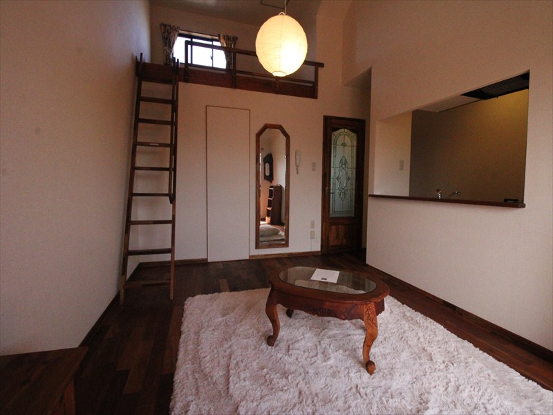 居室・リビング　洋室・エアコン・照明付き・無料レンタル家具