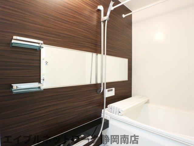 バス・シャワールーム　日々の疲れを癒すお風呂付です