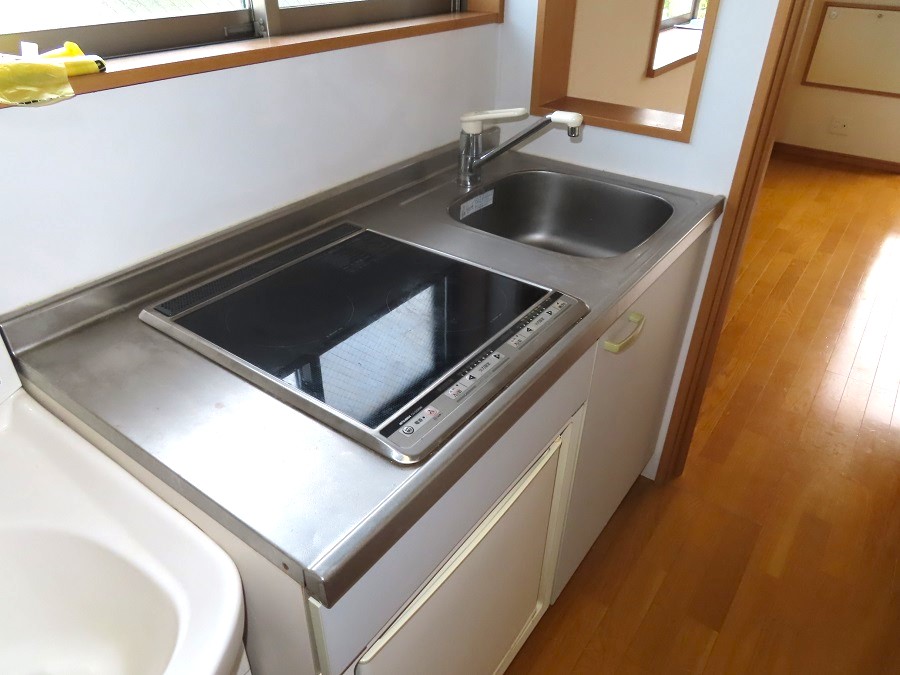 キッチン　同建物別のお部屋の写真となります。