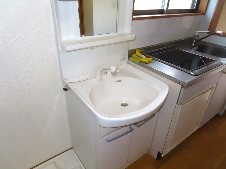 洗面設備　同建物別のお部屋の写真となります。