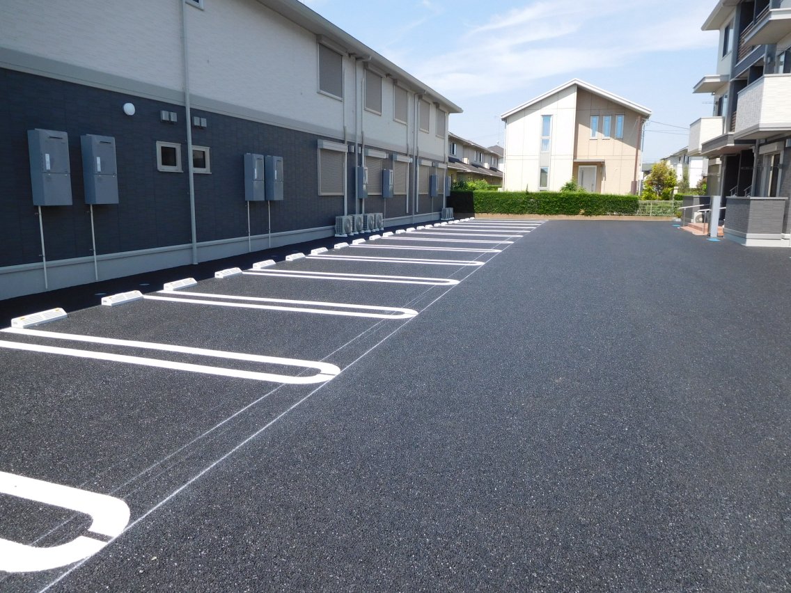 駐車場　敷地内駐車スペース