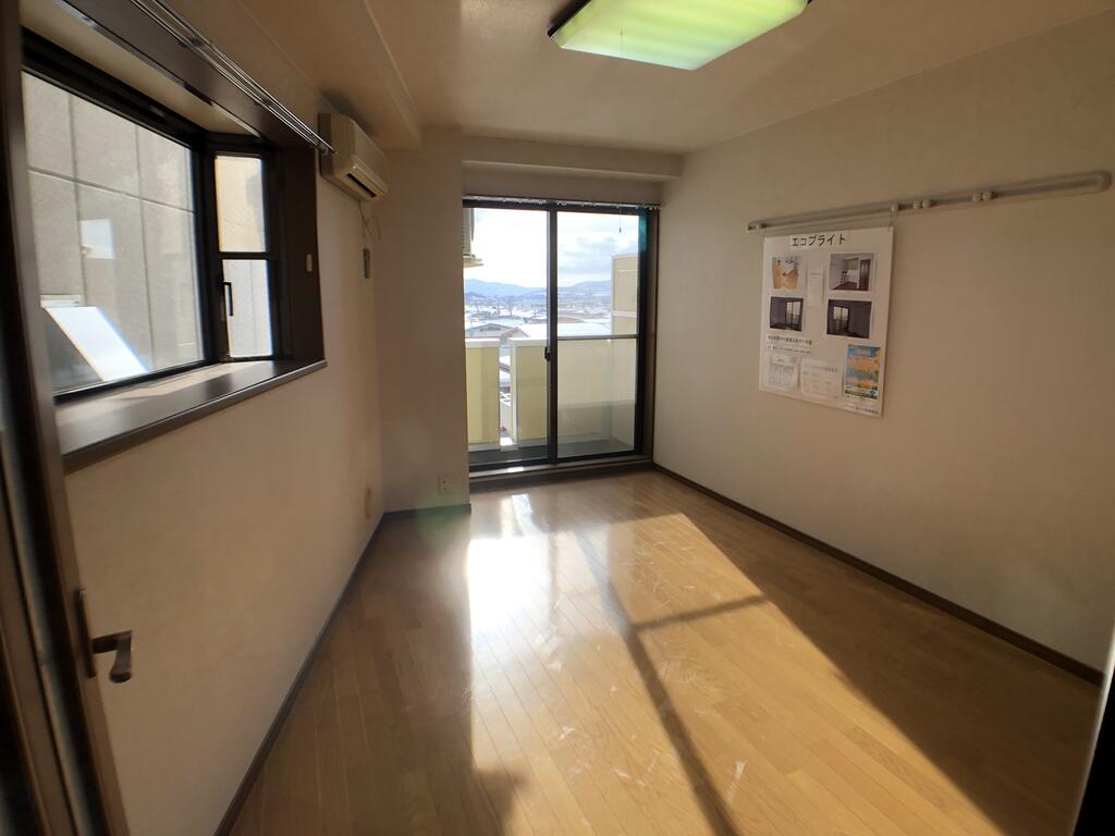 エコブライトの内装写真