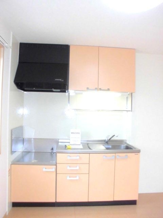 キッチン　※別部屋参考写真