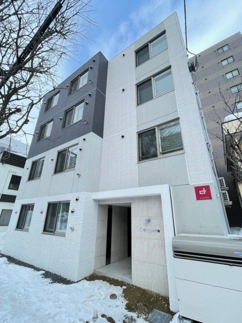 北海道札幌市中央区北六条西１３（マンション）の賃貸物件の外観