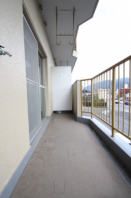 バルコニー　写真は別号室のものです。