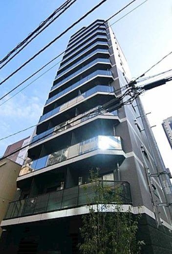 港区西新橋のマンションの建物外観