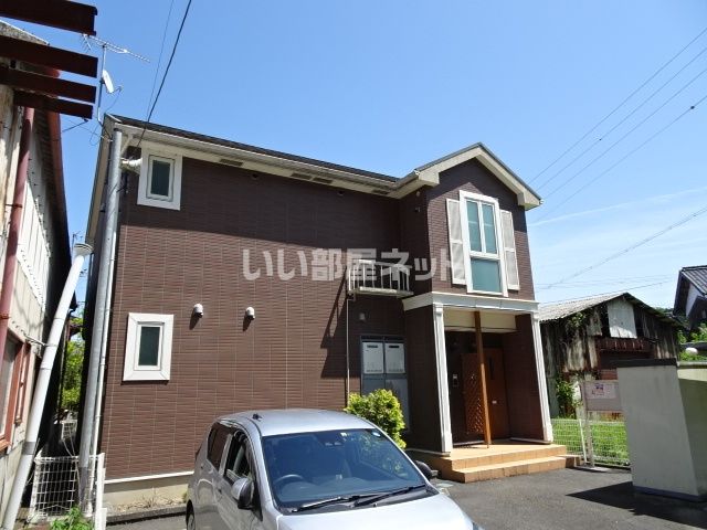 【福知山市大江町河守のアパートの建物外観】