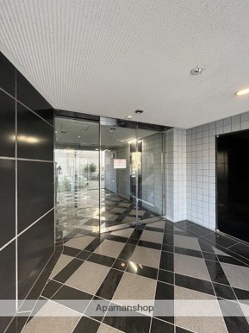 エントランス　駐車場