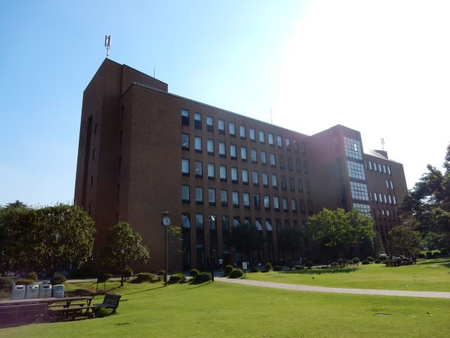 中学校　流山市立東部中学校（中学校）まで1900m