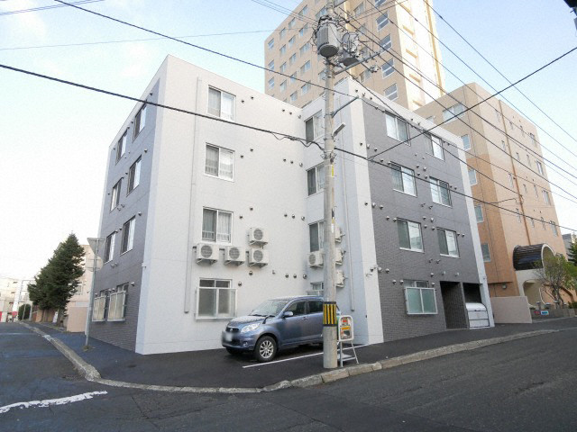 建物外観　都市ガス・ネット無料の人気のデザイナーズマンション♪