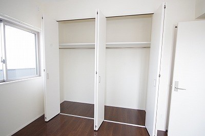 収納　クローゼット