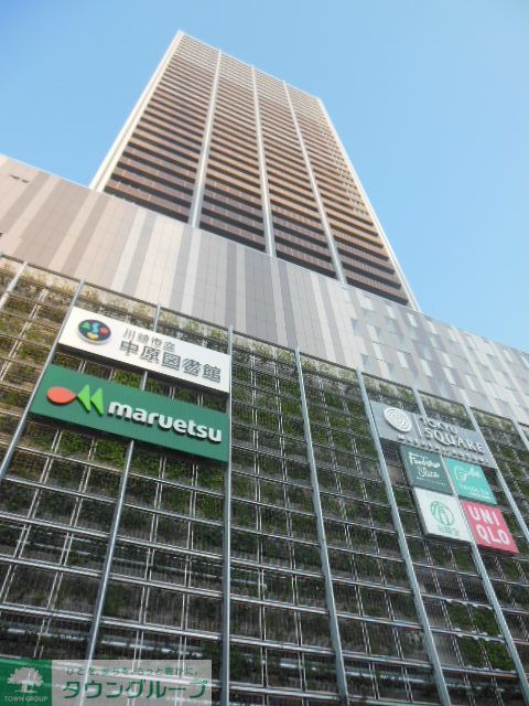 【川崎市中原区小杉町のマンションのショッピングセンター】