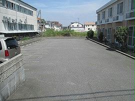 駐車場　駐車場スペース