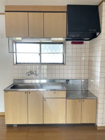 キッチン　2022年11月撮影※現況を優先します。