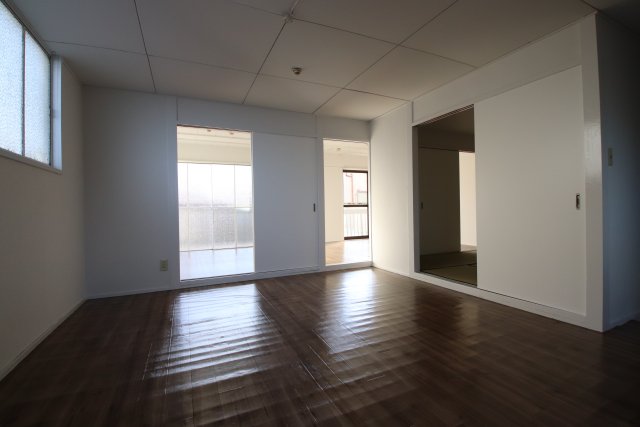 居室・リビング　別室の参考写真です。※現況優先